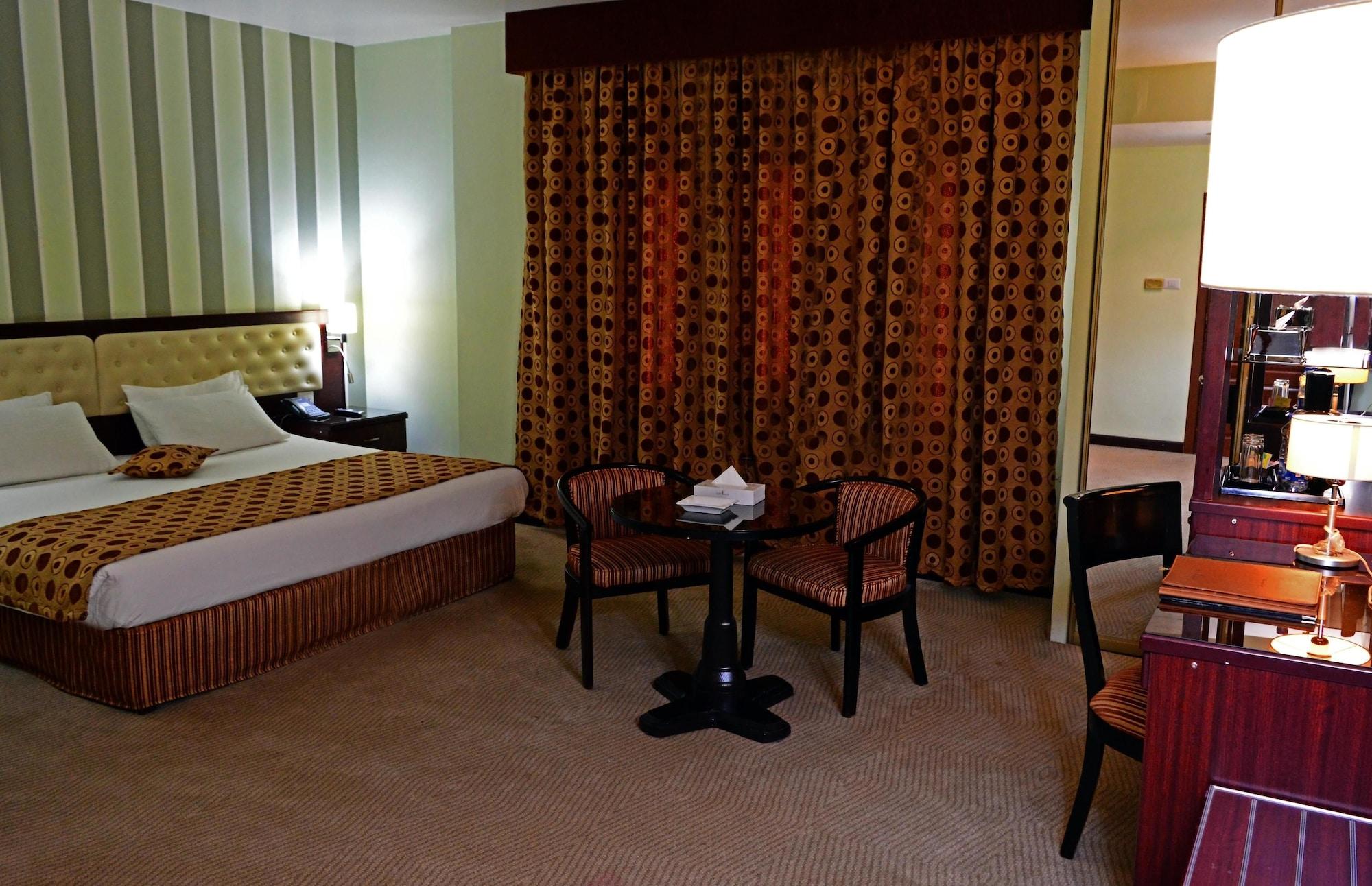 Larsa Hotel Amman Exterior photo
