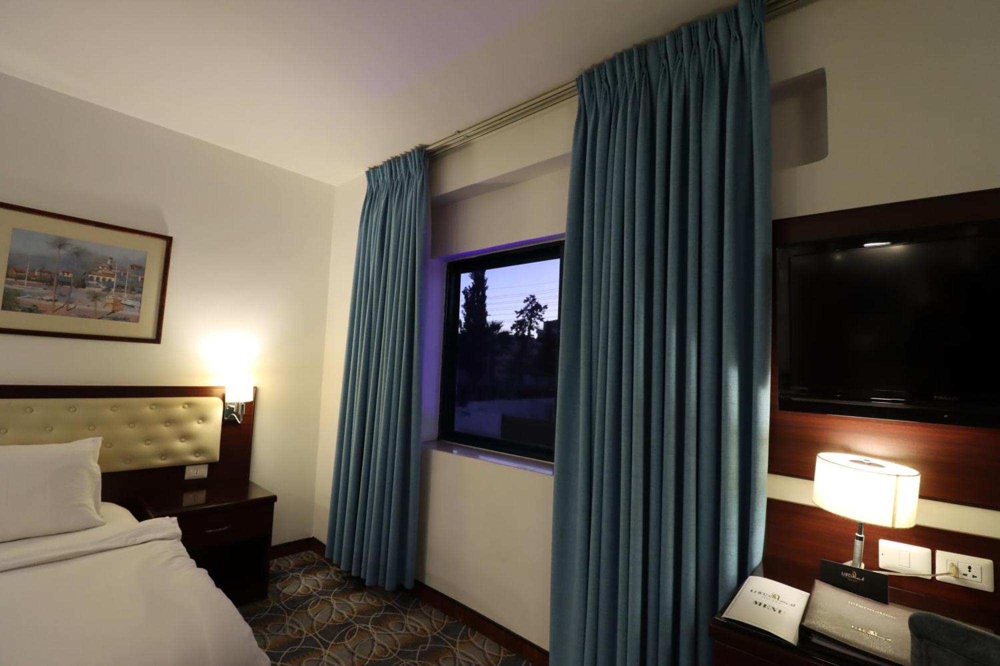 Larsa Hotel Amman Exterior photo