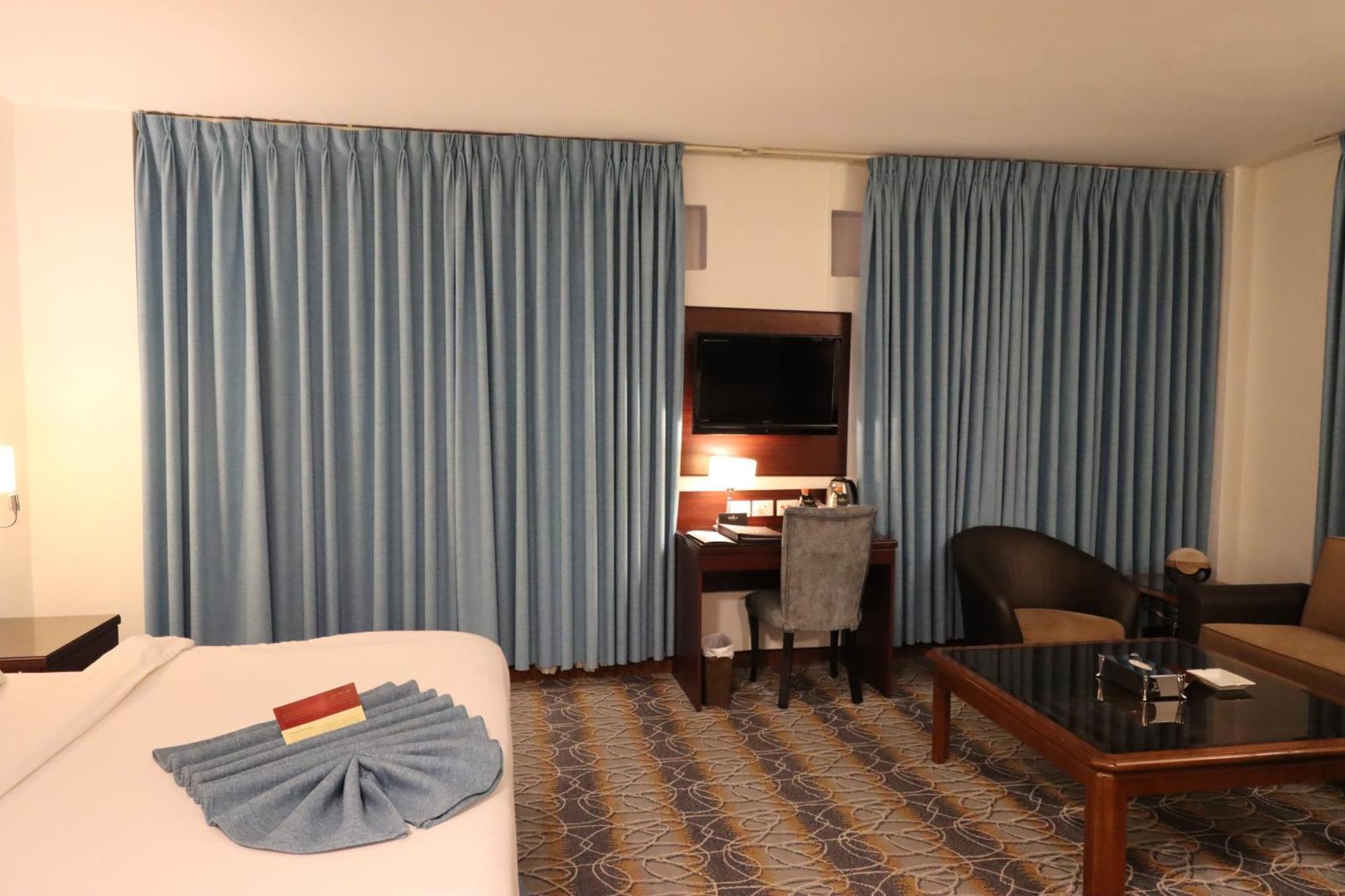 Larsa Hotel Amman Exterior photo