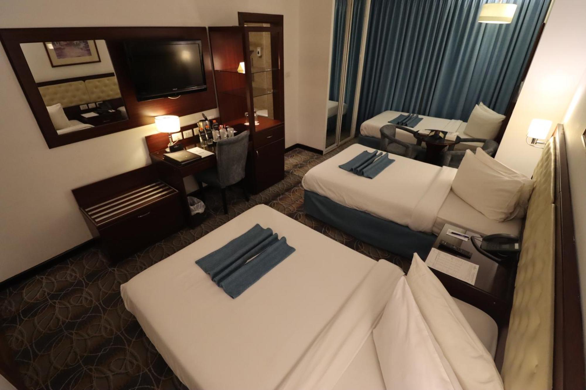 Larsa Hotel Amman Exterior photo
