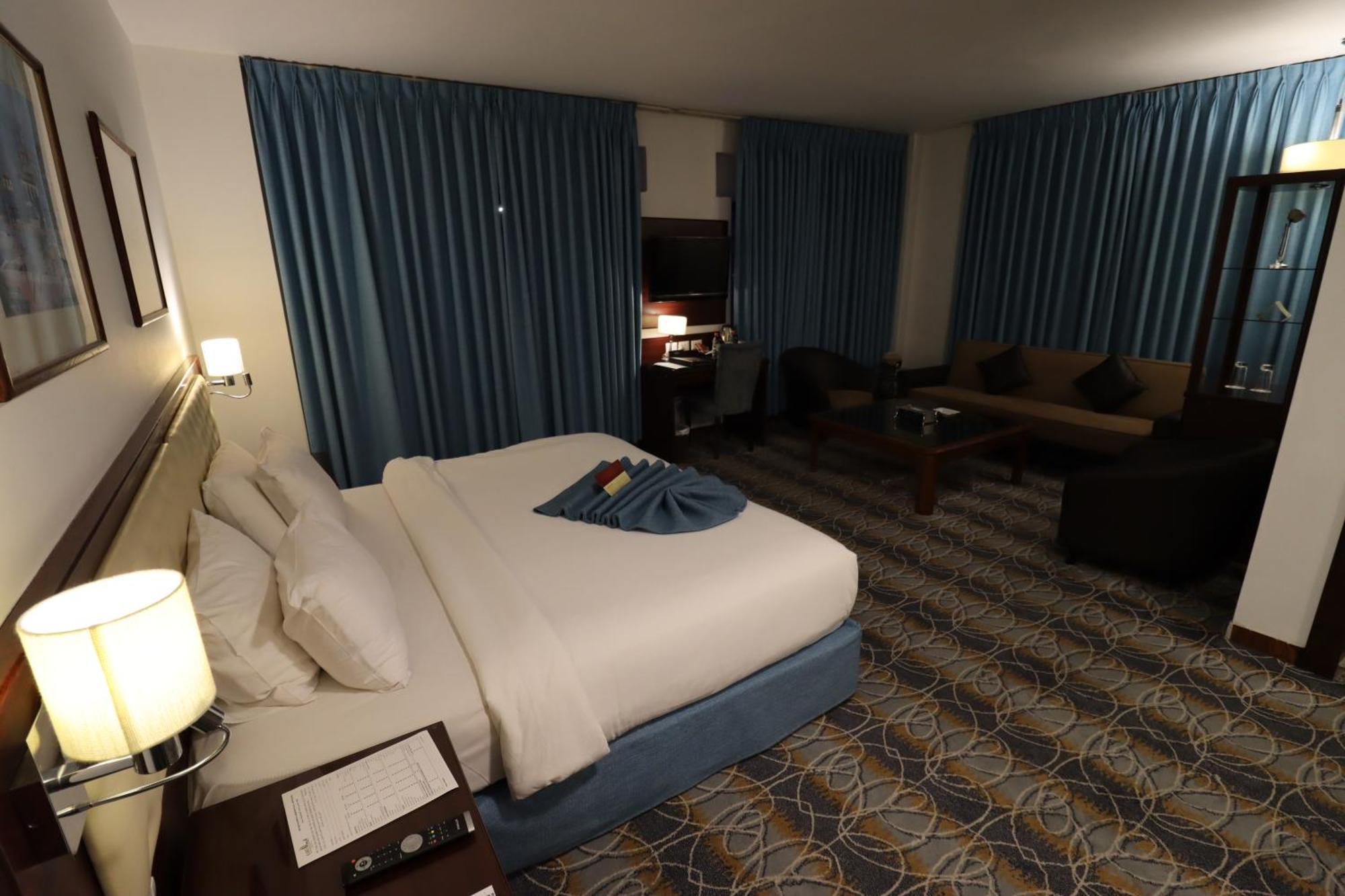 Larsa Hotel Amman Exterior photo
